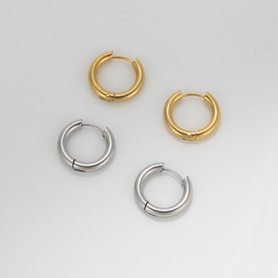 CLASSIC HOOP EARRINGS (PAIR)