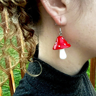 RED MUSHROOM EARRINGS (PAIR)