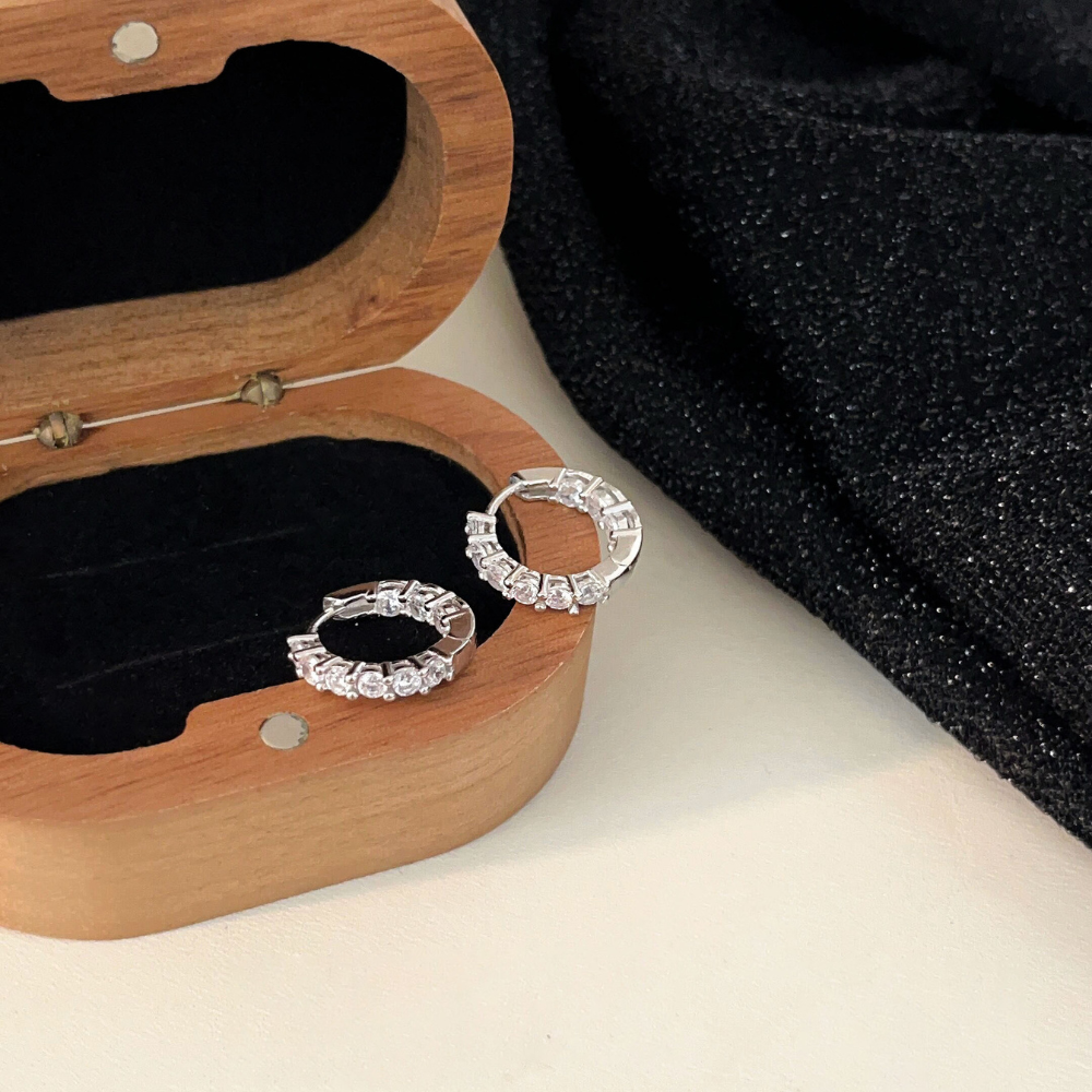 ETERNITY DIAMOND EARRINGS (PAIR)