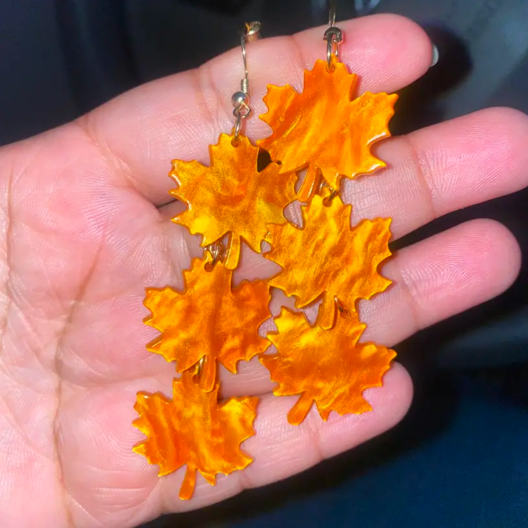 MAPLE LEAVES EARRINGS (PAIR)