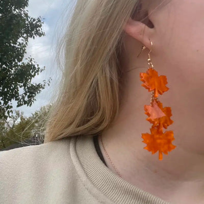 MAPLE LEAVES EARRINGS (PAIR)