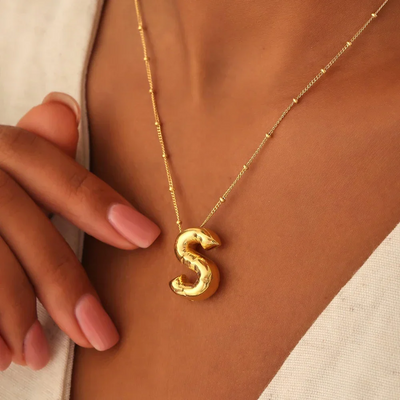 GOLD BUBBLE LETTER NECKLACE