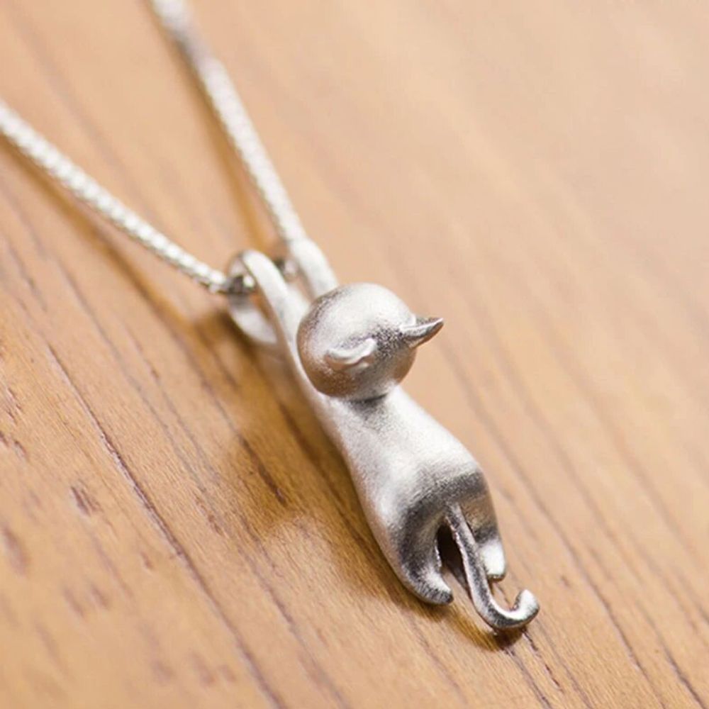 DANGLING KITTY NECKLACE