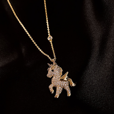 ENCHANTED UNICORN NECKLACE