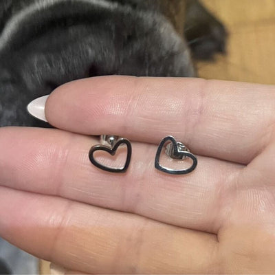 SIMPLE HEART EARRINGS (PAIR)