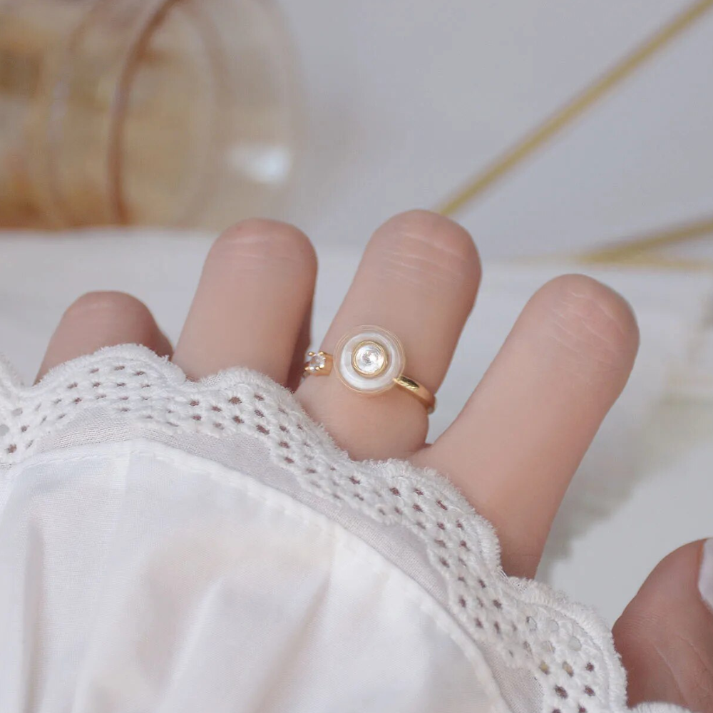 FIDGET FLORAL PEARL RING (ADJUSTABLE)
