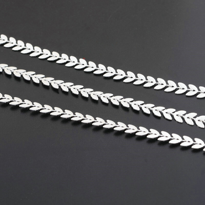LAUREL LEAF NECKLACE