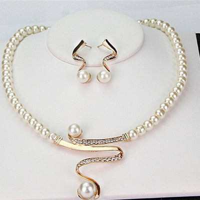 Water Pearl Necklace + Earrings Set