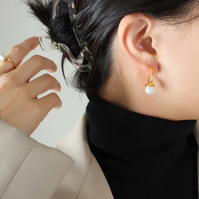 Veers Geometric Pearl Earrings
