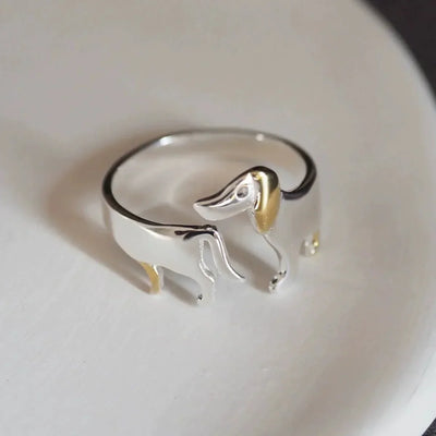 Tillsley - Adjustable dachshund ring made of 925 silver