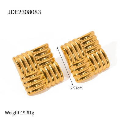 Geometric Stud Earrings 18k