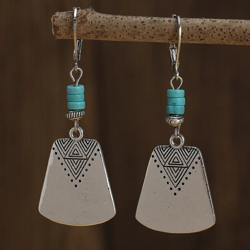 Vintage Turquoise Stone Shovel