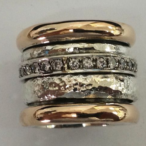 Romantic Vintage Gold Band