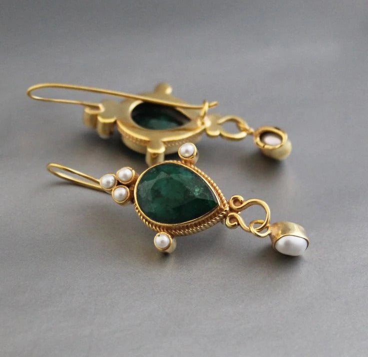 Classy Vintage Pearl detailed Earrings
